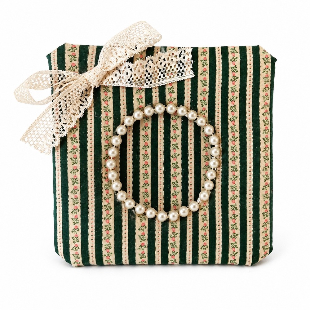 Cottagecore Fabric Picture Frame Floral‎ Rose Pearl Lace Green White Vintage 7x7